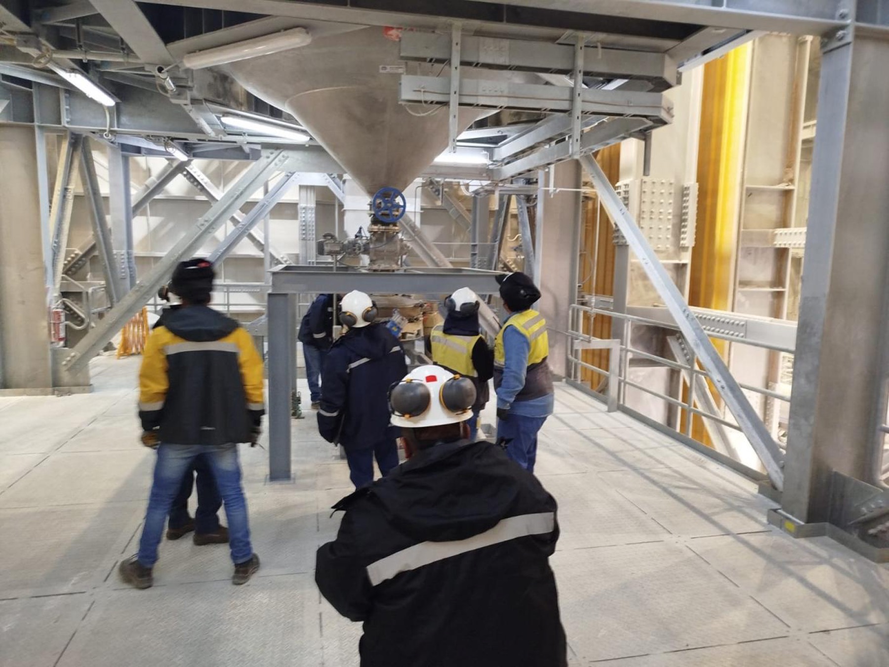 Fabricación y montaje de estructura en minera Sales de Jujuy